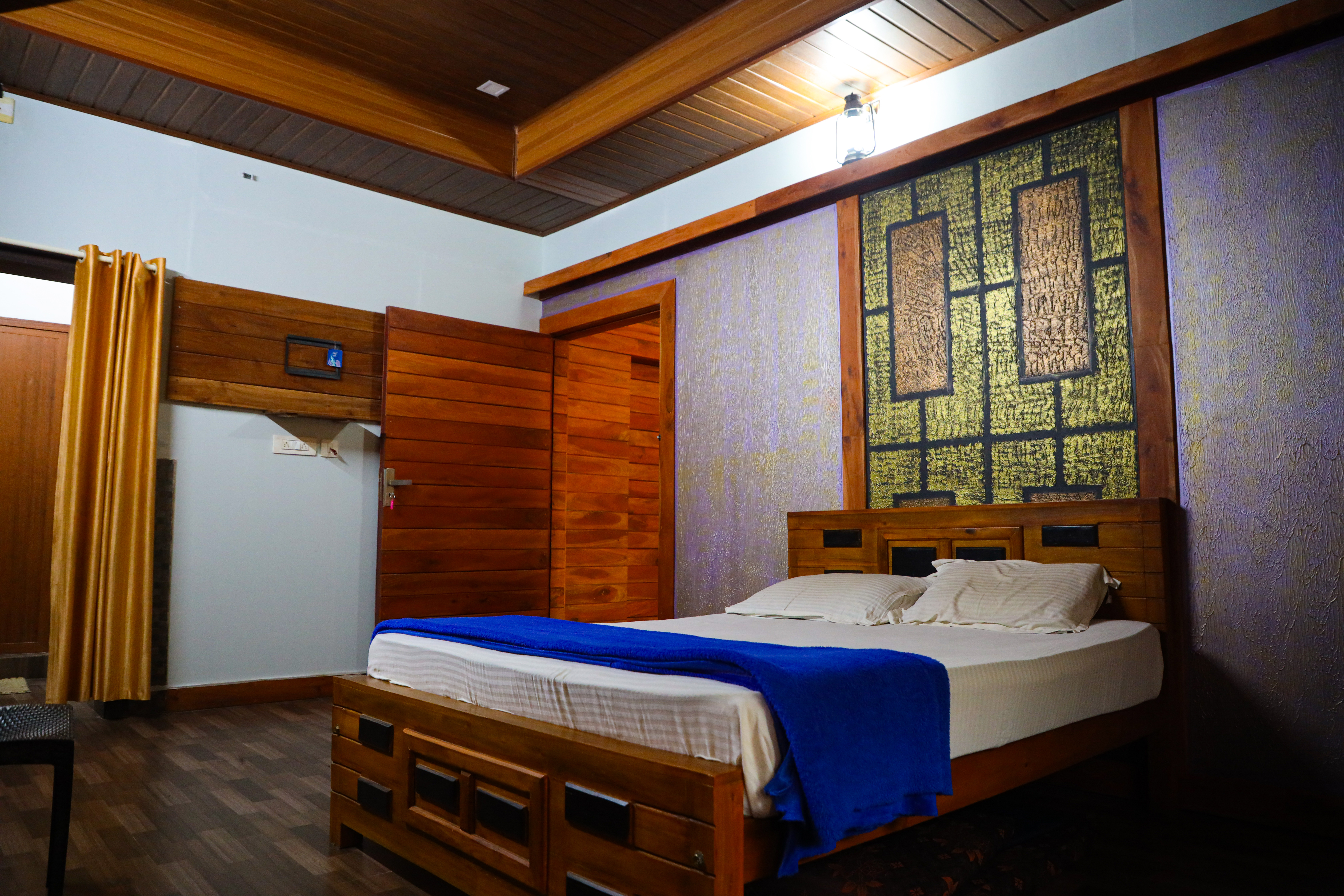 Standard Double Non-AC